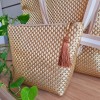 CONJUNTO BOLSA TELA DE NYLON DOURADA 