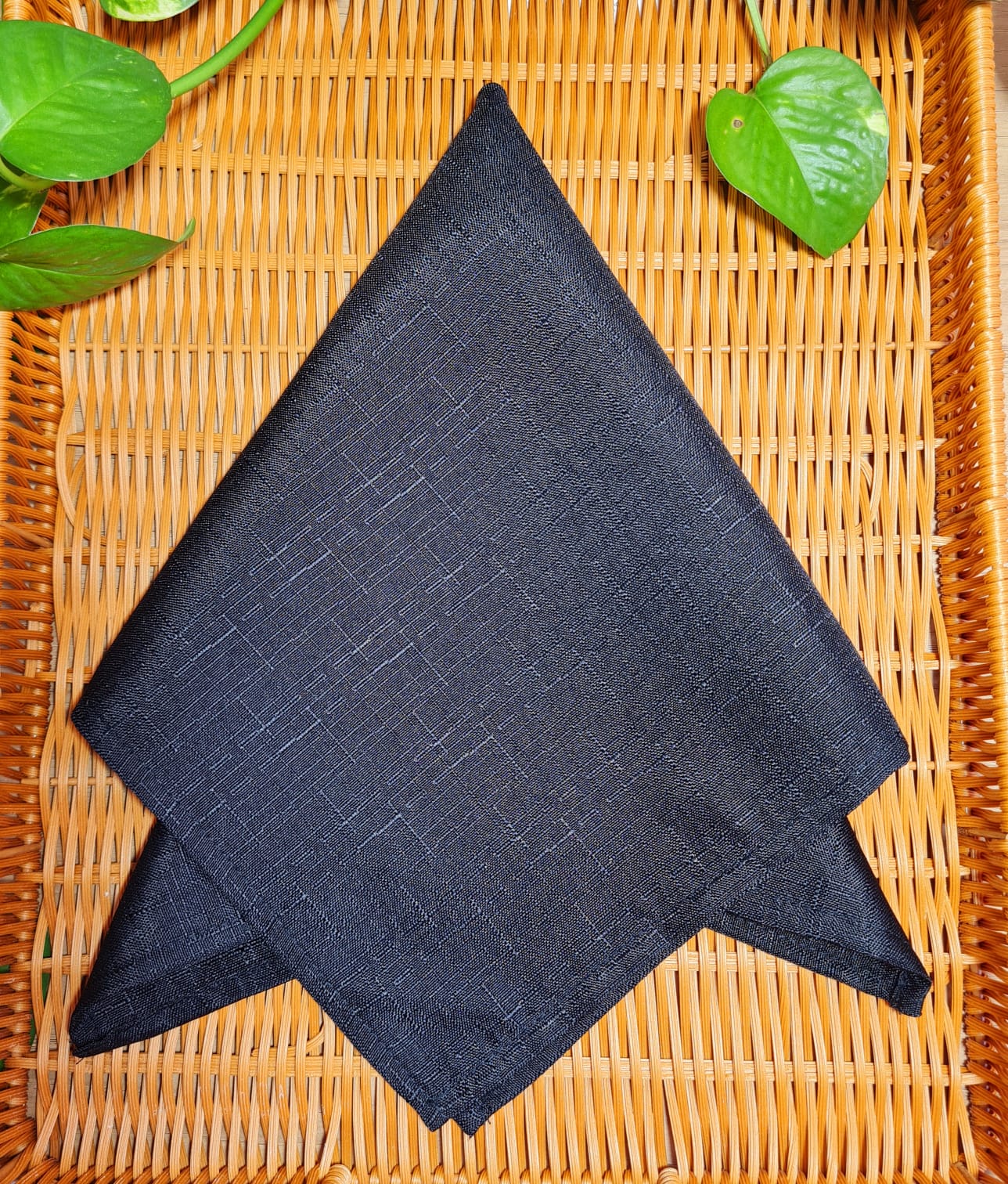 GUARDANAPO PRETO OXFORD MAQUINETADO